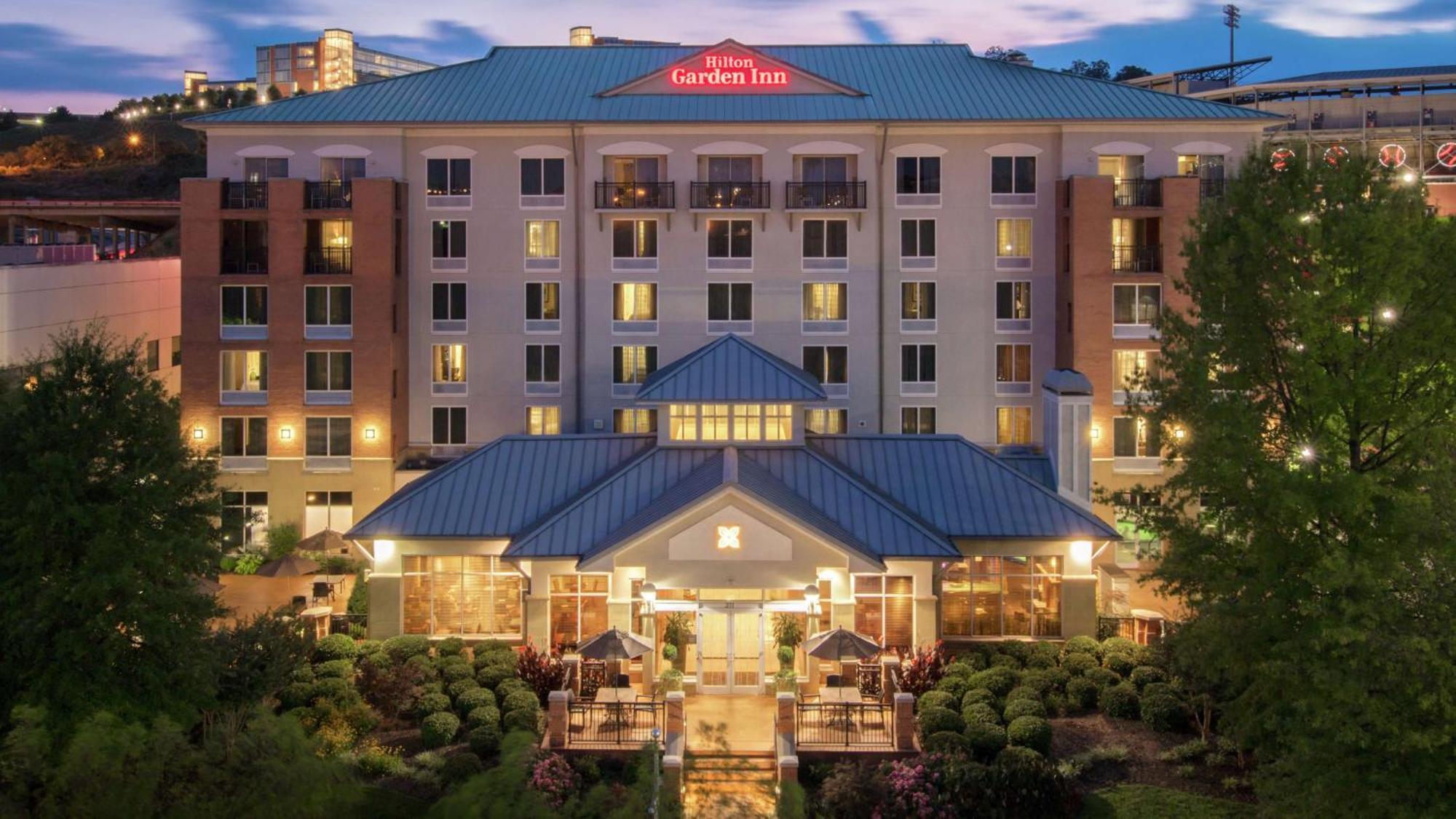 Hilton Garden Inn Chattanooga Downtown Exterior photo