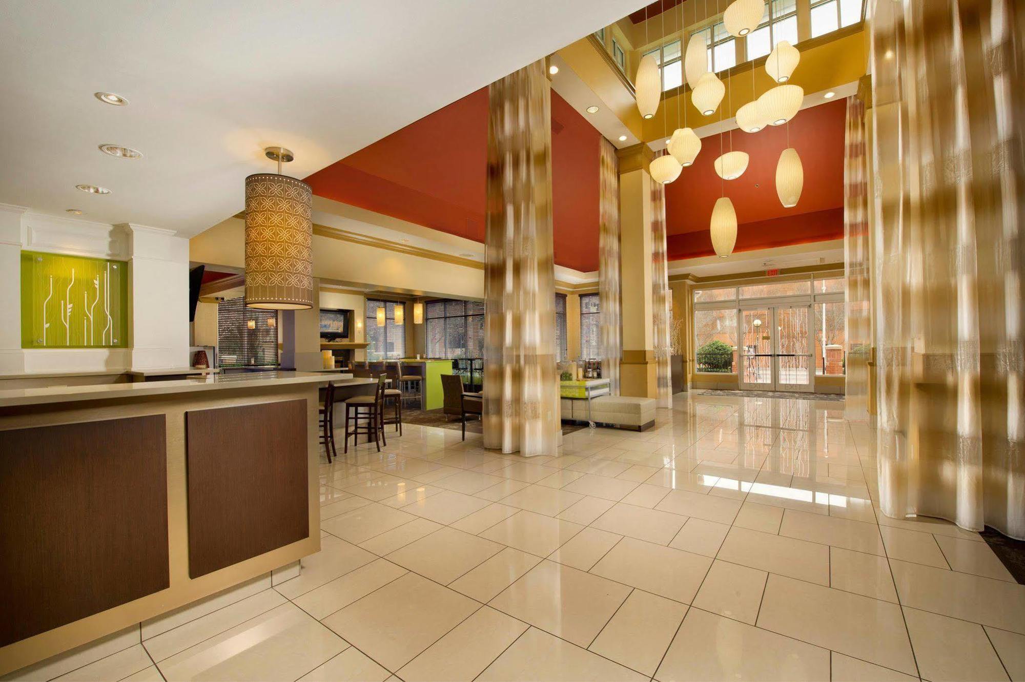 Hilton Garden Inn Chattanooga Downtown Interior photo